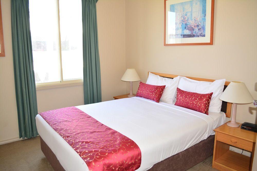 Punt Road Apartment Hotel Melbourne Buitenkant foto