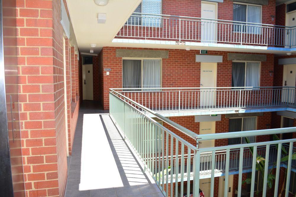 Punt Road Apartment Hotel Melbourne Buitenkant foto