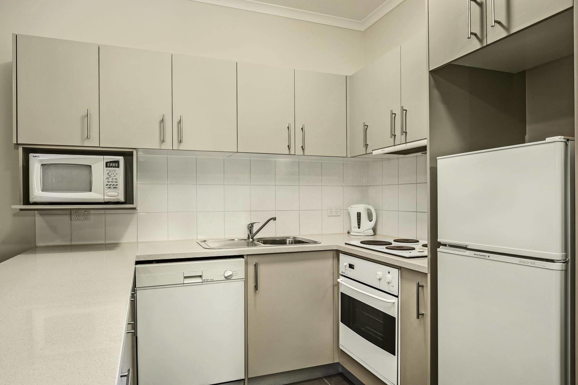 Punt Road Apartment Hotel Melbourne Buitenkant foto