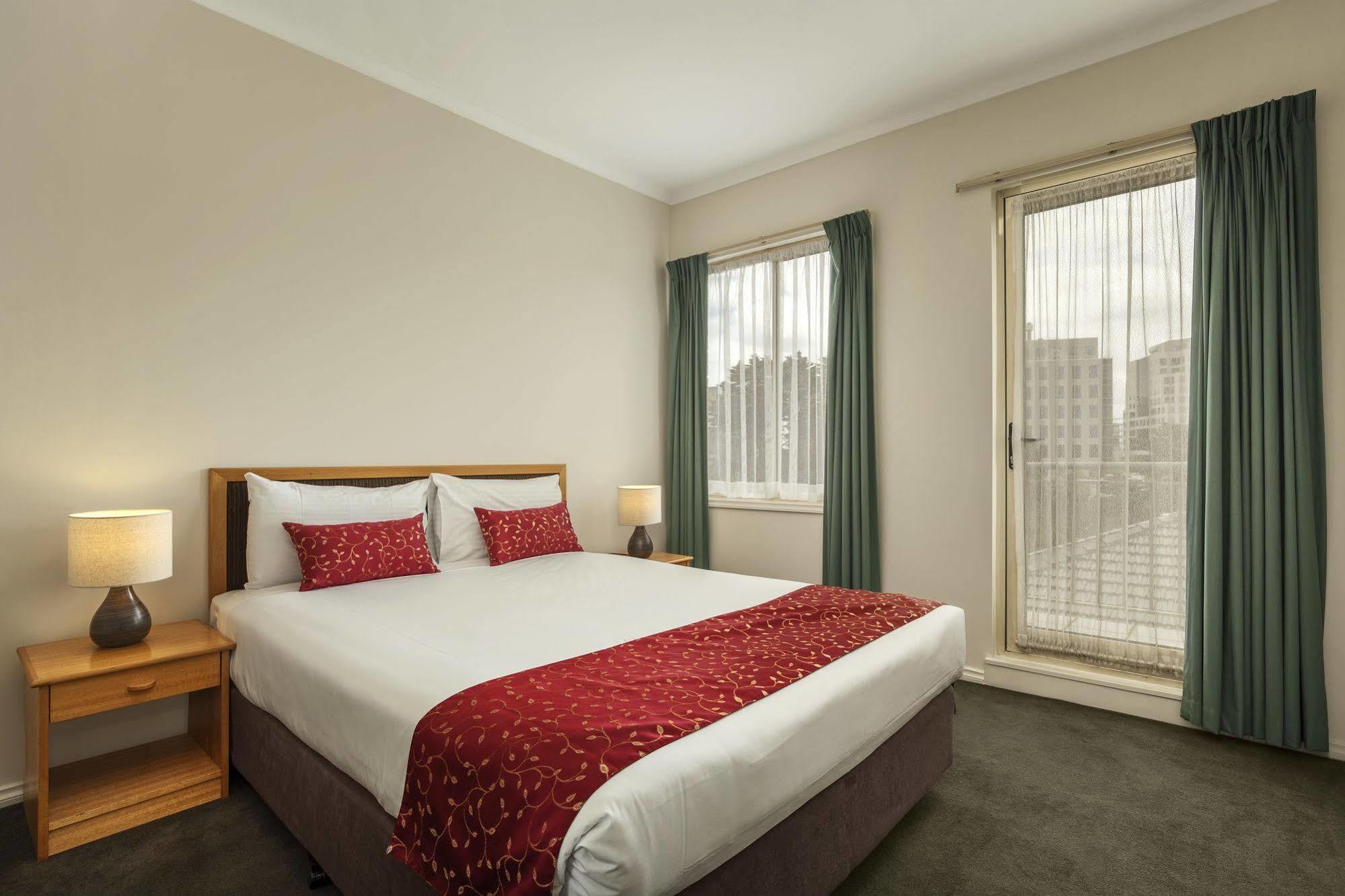 Punt Road Apartment Hotel Melbourne Buitenkant foto